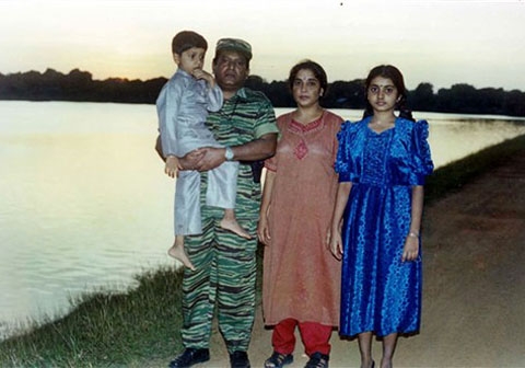 prabhakaran_with_children1